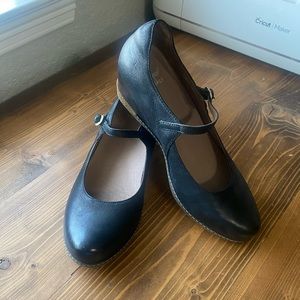 Women’s Dansko Loralie Mary Janes